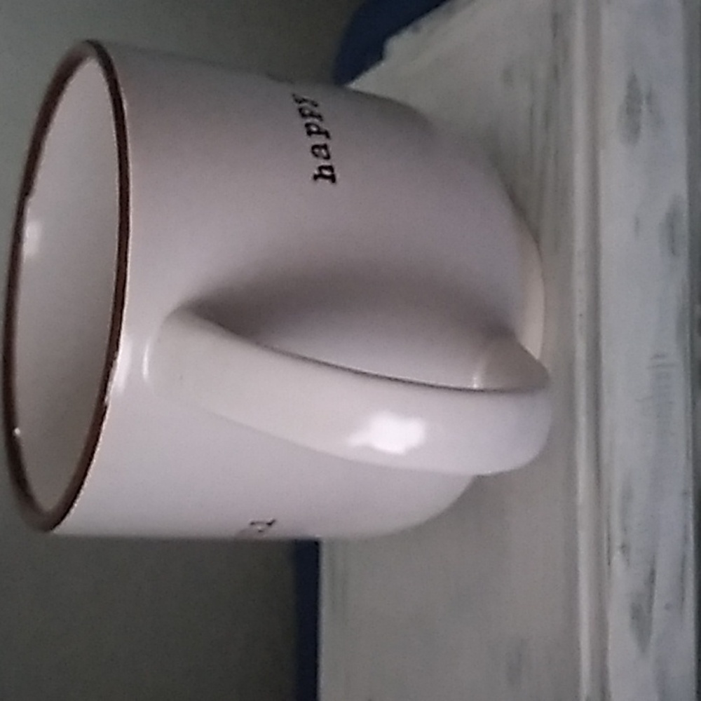 Market Finds 16oz. White/Brown "Happy Fall Y'all" Maple Leaf Coffee Mug - Picture 3 of 5